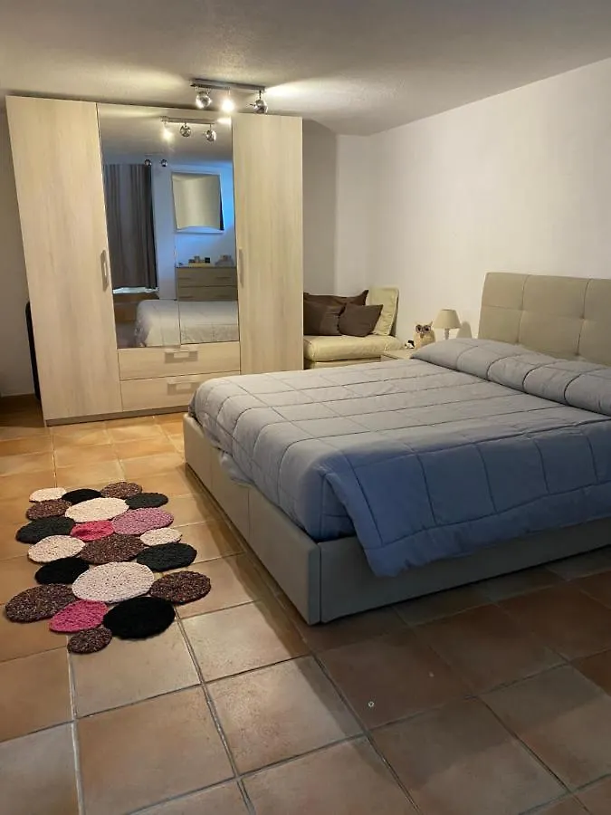 Casa Edera Villa Olbia 0*,